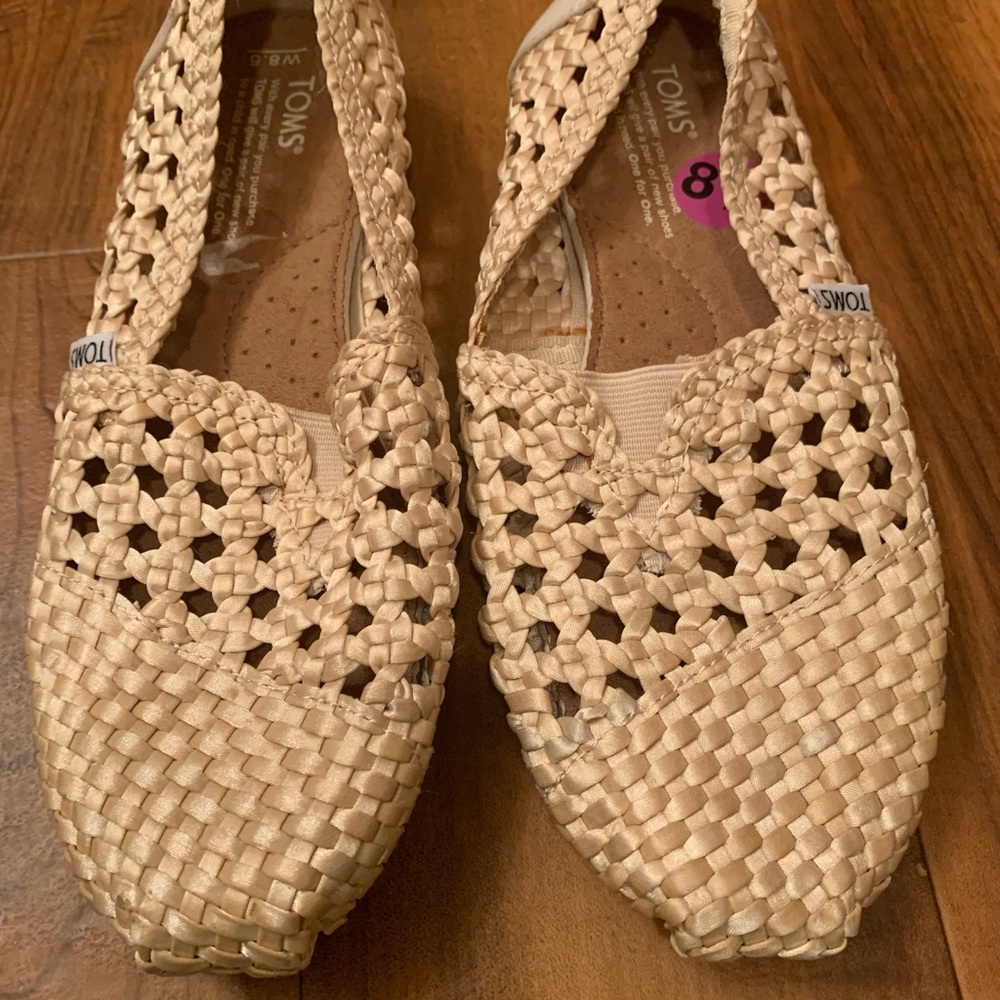 Toms